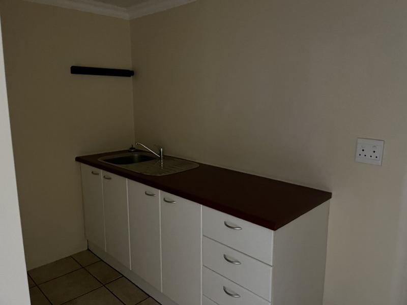 To Let commercial Property for Rent in Montague Gardens Western Cape